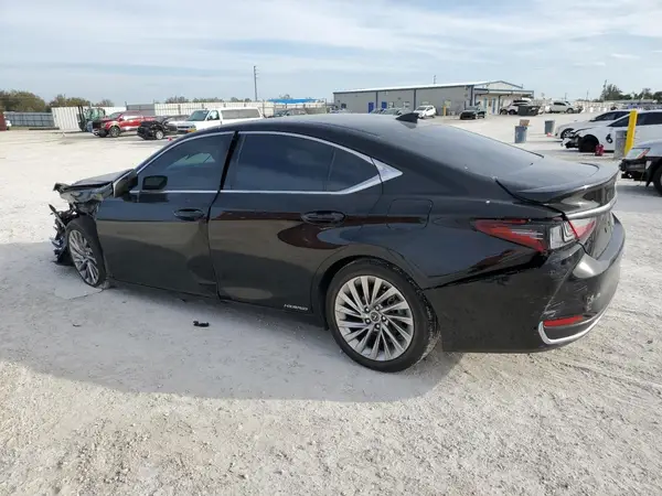 58AFA1C15NU022050 2022 LEXUS ES - Image 2