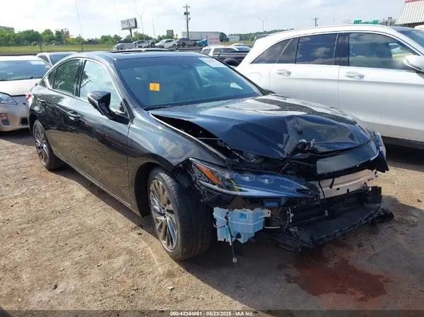 58AFA1C16SU067283 2025 LEXUS ES - Image 1