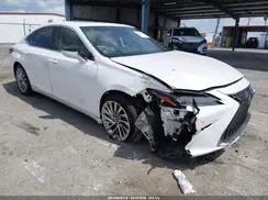 58AFA1C17NU020235 2022 LEXUS ES