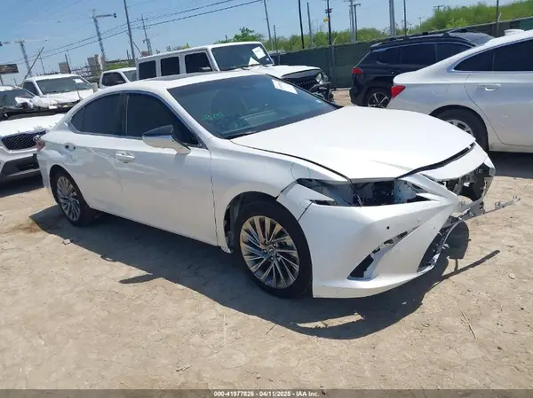58AFA1C17RU052317 2024 LEXUS ES - Image 1