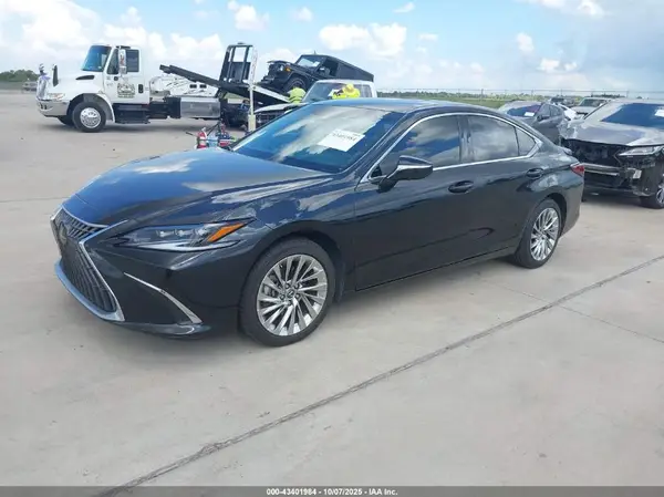 58AFA1C19PU032874 2023 LEXUS ES - Image 2