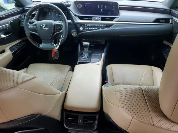 58AFZ1B10MU088384 2021 LEXUS ES - Image 8