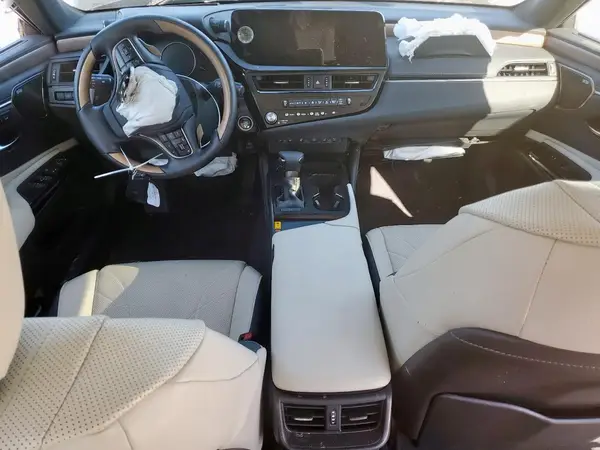 58AFZ1B12RU172519 2024 LEXUS ES - Image 8