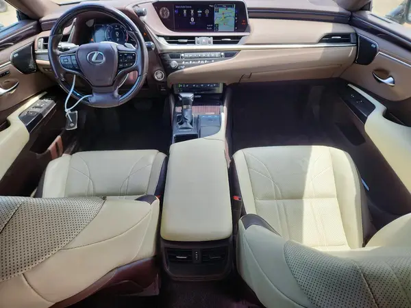 58AFZ1B13MU097905 2021 LEXUS ES - Image 8