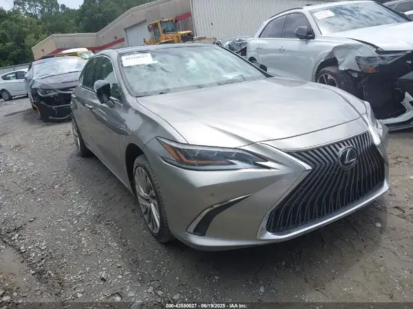 58AFZ1B13MU108112 2021 LEXUS ES - Image 1