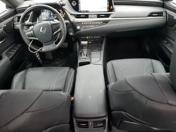58AFZ1B13MU109891 2021 LEXUS ES - Image 8