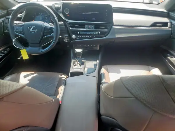 58AFZ1B13NU126286 2022 LEXUS ES - Image 8