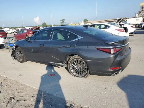58AFZ1B13SU191618 2025 LEXUS ES - Image 2