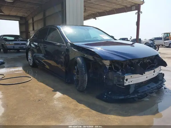 58AFZ1B14MU101055 2021 LEXUS ES - Image 1