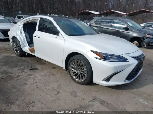 58AFZ1B14RU184168 2024 LEXUS ES - Image 1