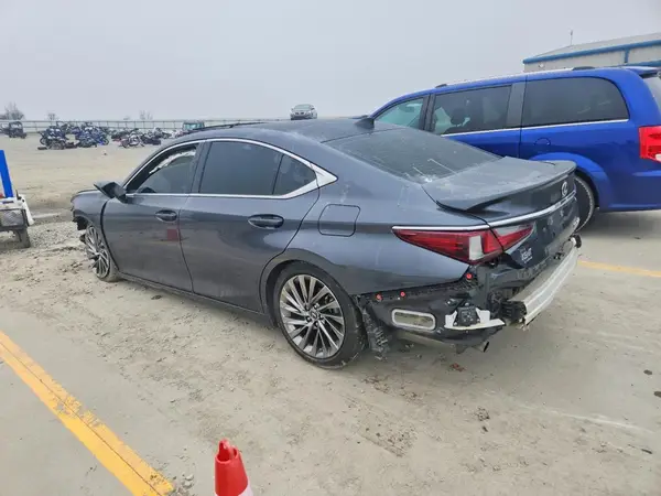 58AFZ1B15RU183790 2024 LEXUS ES - Image 2