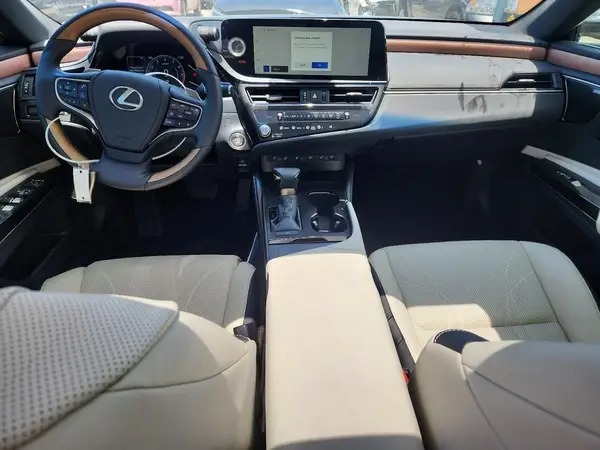 58AFZ1B15SU202974 2025 LEXUS ES - Image 8
