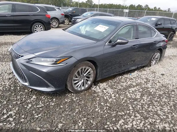 58AFZ1B17PU148858 2023 LEXUS ES - Image 2