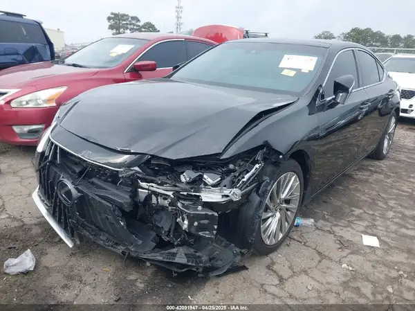 58AFZ1B17PU150139 2023 LEXUS ES - Image 2