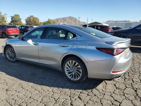58AFZ1B18NU138580 2022 LEXUS ES - Image 2