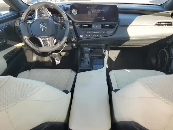 58AFZ1B18NU138580 2022 LEXUS ES - Image 8
