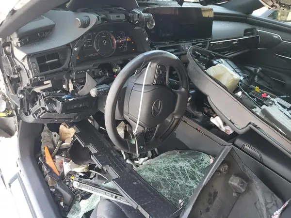 58AFZ1B18PU159822 2023 LEXUS ES - Image 8