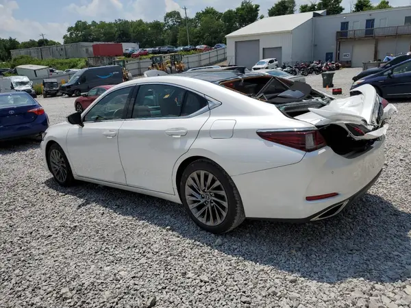 58AFZ1B18RU169026 2024 LEXUS ES - Image 2