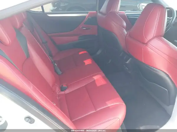 58AG11D14MU005189 2021 LEXUS ES - Image 8
