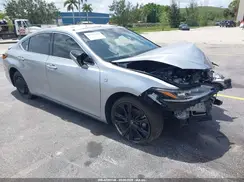 58AGA1C12NU017473 2022 LEXUS ES