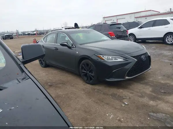 58AGA1C13NU024903 2022 LEXUS ES - Image 1
