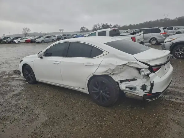 58AGA1C17NU020790 2022 LEXUS ES - Image 2