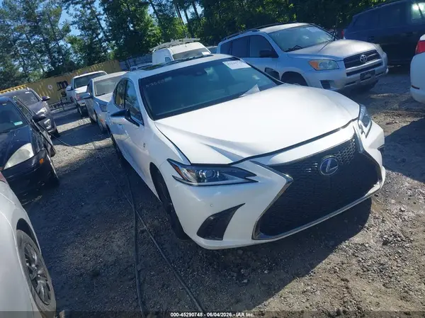 58AGA1C19NU016790 2022 LEXUS ES - Image 1