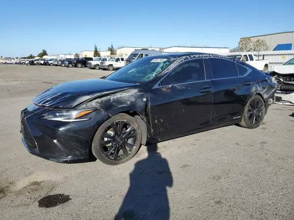 58AGA1C19NU018460 2022 LEXUS ES - Image 1