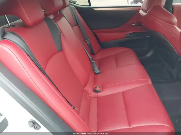 58AGZ1B10LU075797 2020 LEXUS ES - Image 8