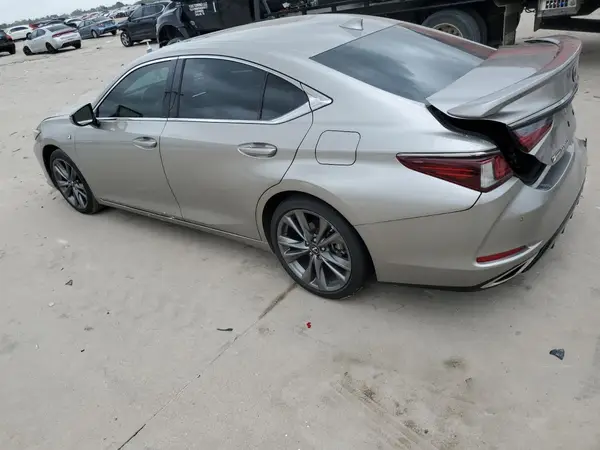 58AGZ1B10MU087451 2021 LEXUS ES - Image 2