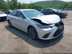 58AGZ1B10MU098840 2021 LEXUS ES