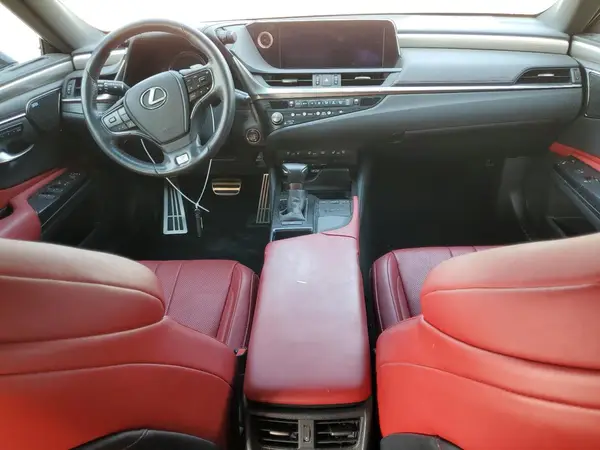 58AGZ1B10MU102756 2021 LEXUS ES - Image 8
