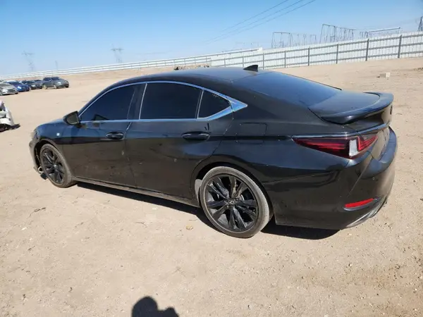 58AGZ1B10NU123396 2022 LEXUS ES - Image 2