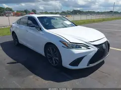 58AGZ1B11LU069586 2020 LEXUS ES