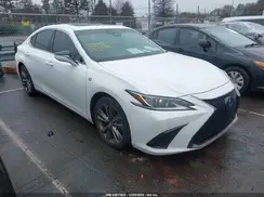 58AGZ1B11LU070608 2020 LEXUS ES