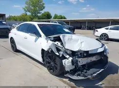 58AGZ1B11MU107643 2021 LEXUS ES