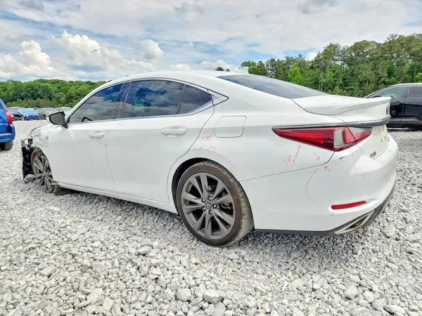 58AGZ1B14LU053382 2020 LEXUS ES - Image 2