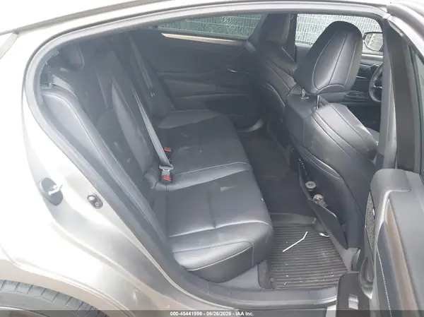 58AGZ1B14LU069632 2020 LEXUS ES - Image 8