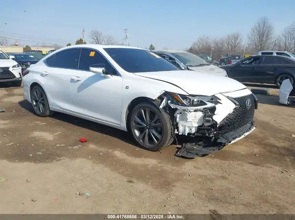 58AGZ1B14MU094578 2021 LEXUS ES - Image 1