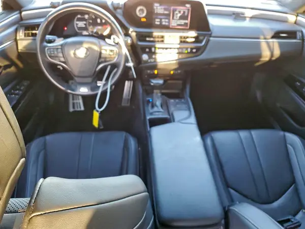 58AGZ1B14NU112952 2022 LEXUS ES - Image 8