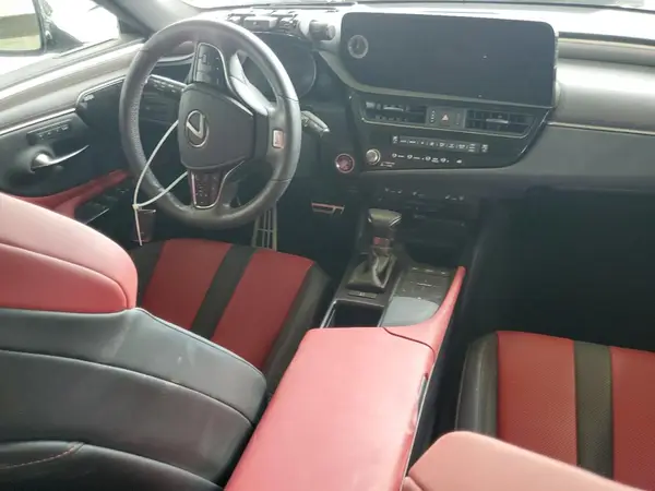 58AGZ1B14NU121635 2022 LEXUS ES - Image 8