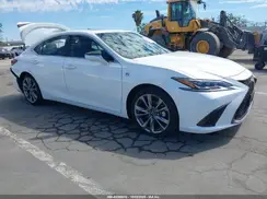 58AGZ1B15LU078629 2020 LEXUS ES