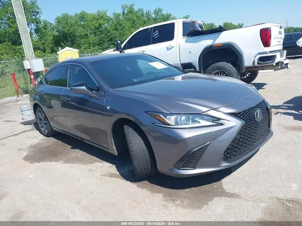 58AGZ1B16LU065405 2020 LEXUS ES - Image 1