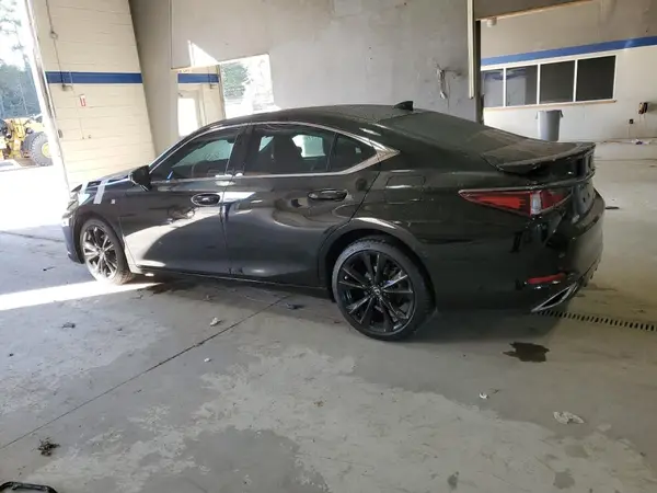 58AGZ1B16NU128232 2022 LEXUS ES - Image 2