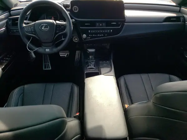 58AGZ1B17NU112587 2022 LEXUS ES - Image 8