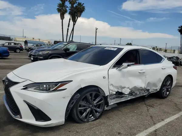 58AGZ1B18MU095412 2021 LEXUS ES - Image 1