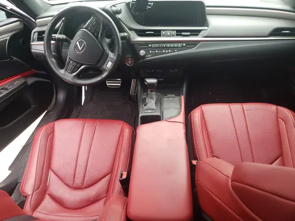 58AGZ1B18MU102472 2021 LEXUS ES - Image 8