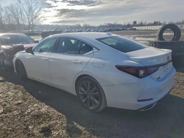 58AGZ1B19MU089988 2021 LEXUS ES - Image 2