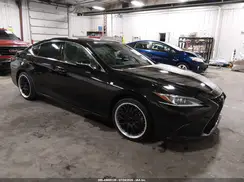 58AGZ1B1XLU068663 2020 LEXUS ES