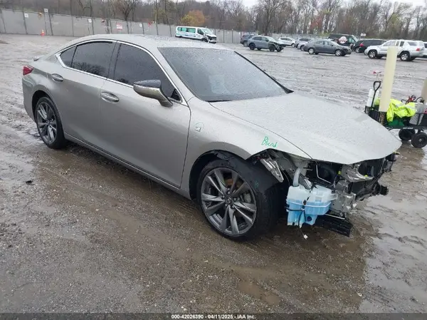 58AGZ1B1XMU098554 2021 LEXUS ES - Image 1